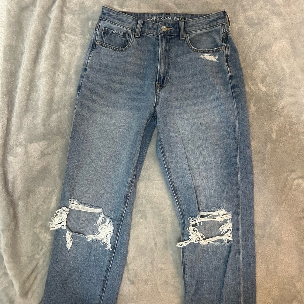 American Eagle Outfitters Light Blue Distressed Jeans